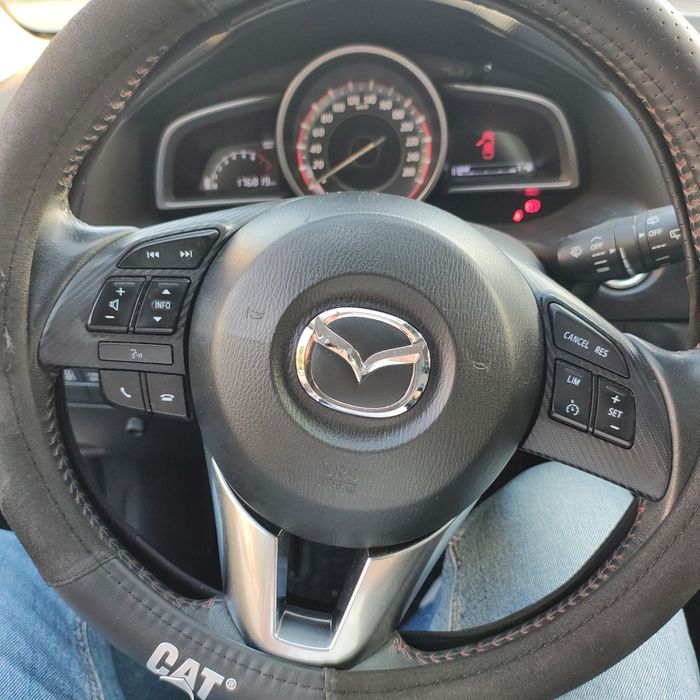 Vând Mazda 3 model BM/bn