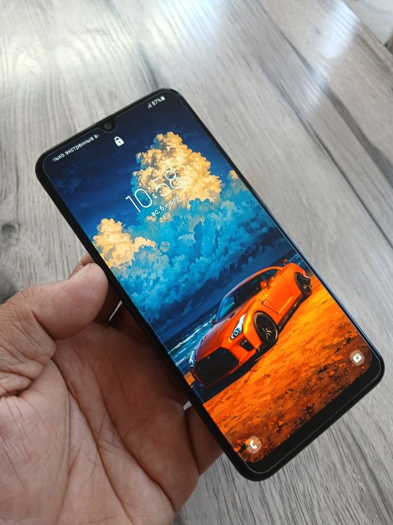 Samsung A30 ruyxatan utgan