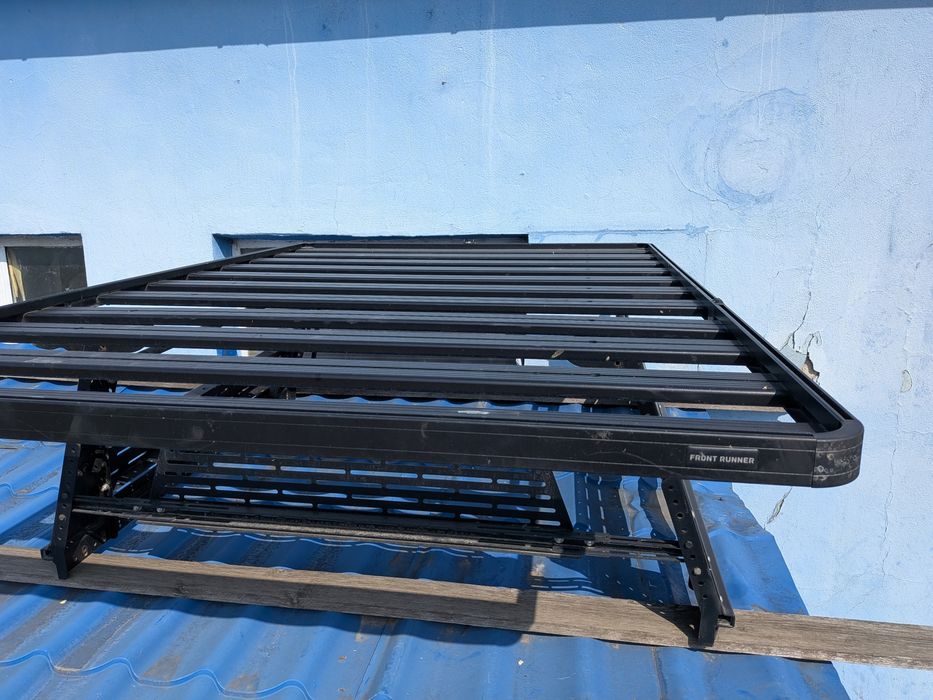 Front Runner ,structura metalica !