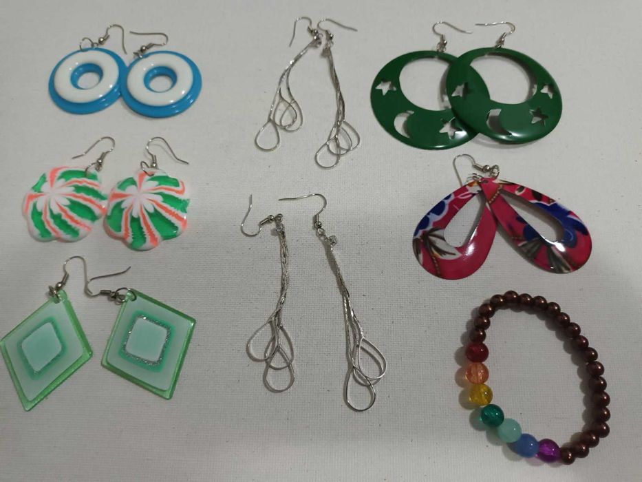 Разпродажба! НОВИ бижута, колиета и гривни 5лв/бр, обеци 3лв/бр, Спиди