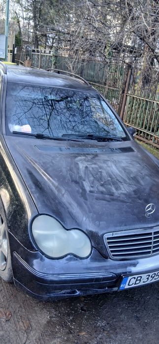 Mercerdes c200 върви продава се поради купуването на джип