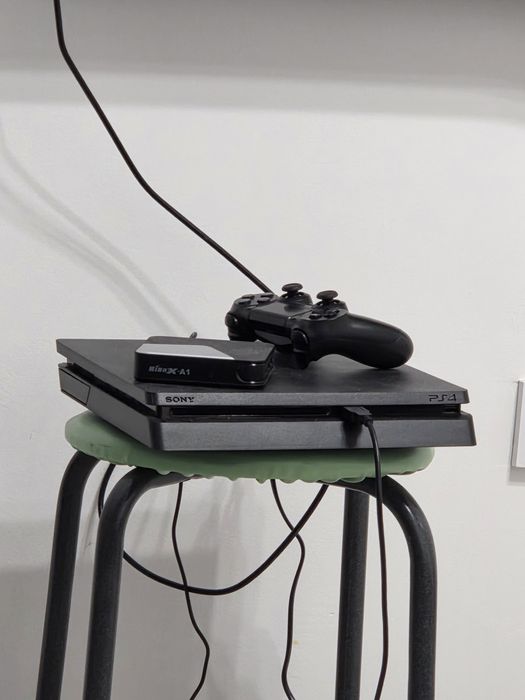 Обмен Playstation 4 slim 1000GB на xbox series s