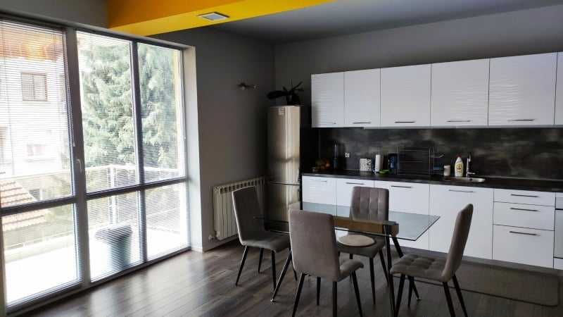 Продава се Тристаен апартамент в Пловдив, Мараша - 103 кв.м за 2428 €/кв.м - Снимка #2