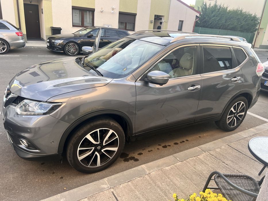 Nissan X-Trail T32, 1.6L, 4x2, echipare Tekna