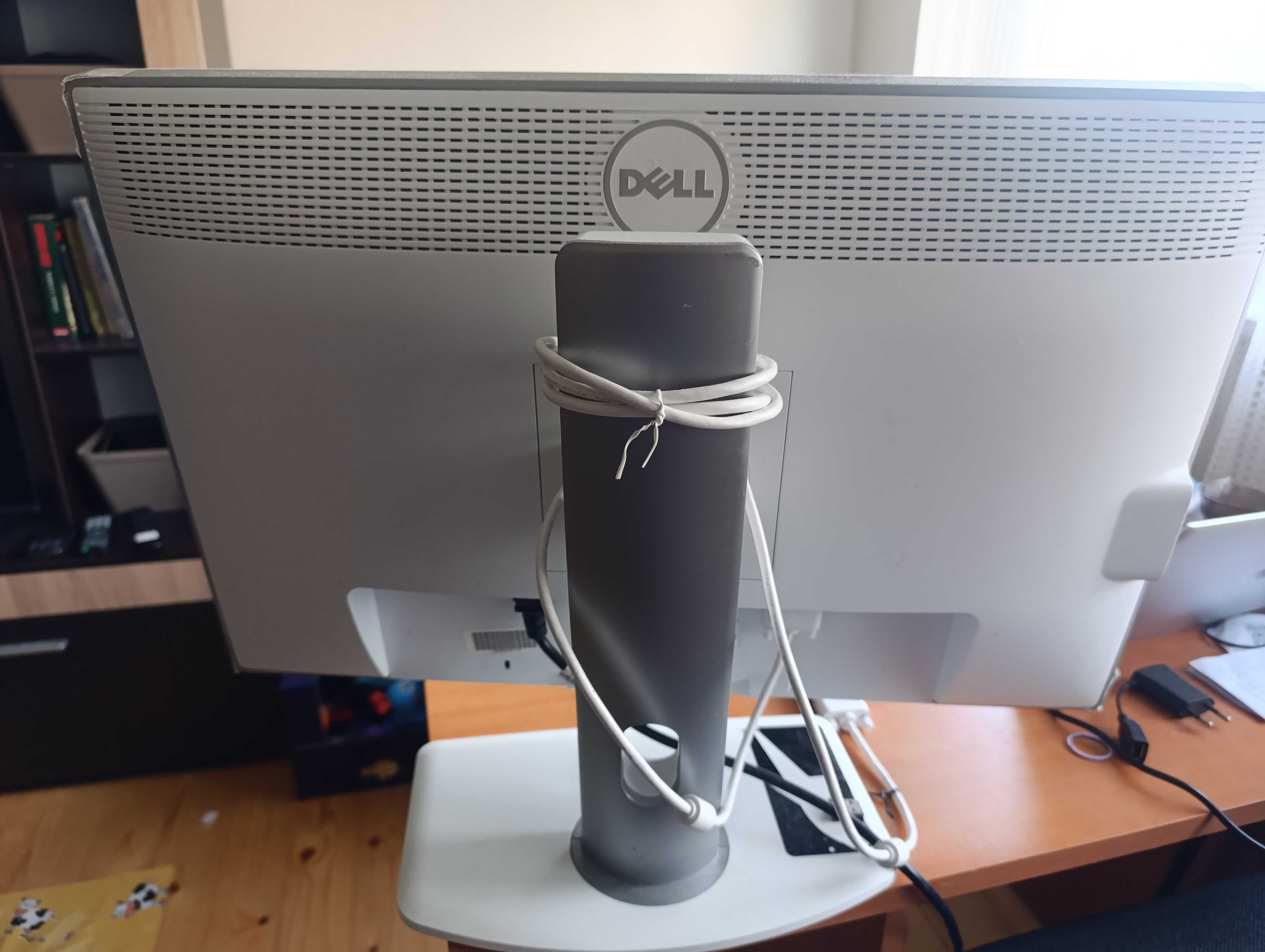 Монитор 24' DELL UltraSharp U2412Mc - без следи от употреба!