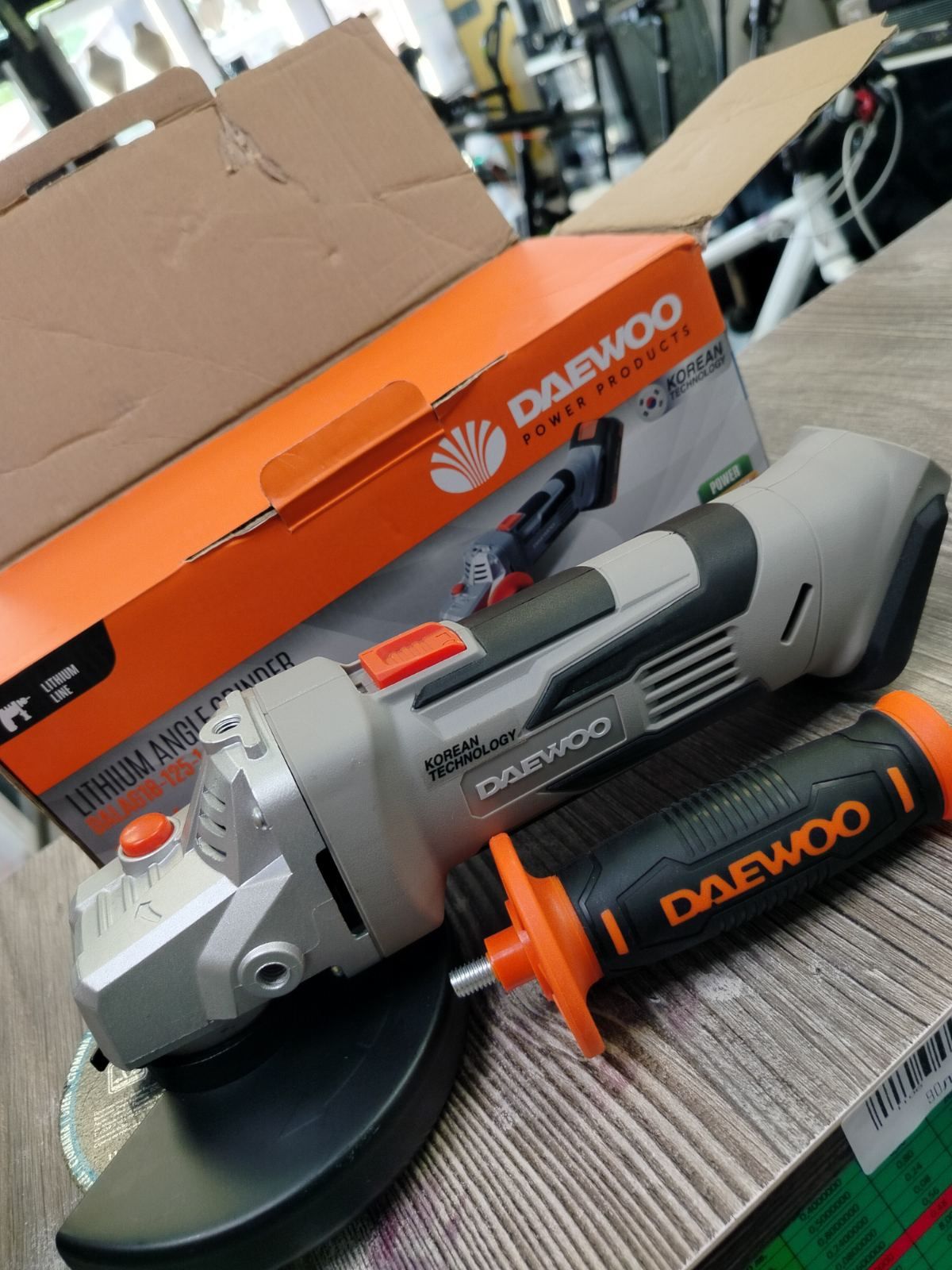 Нов Акумулаторен Ъглошлайф Daewoo  125мм със зарядно и батерия