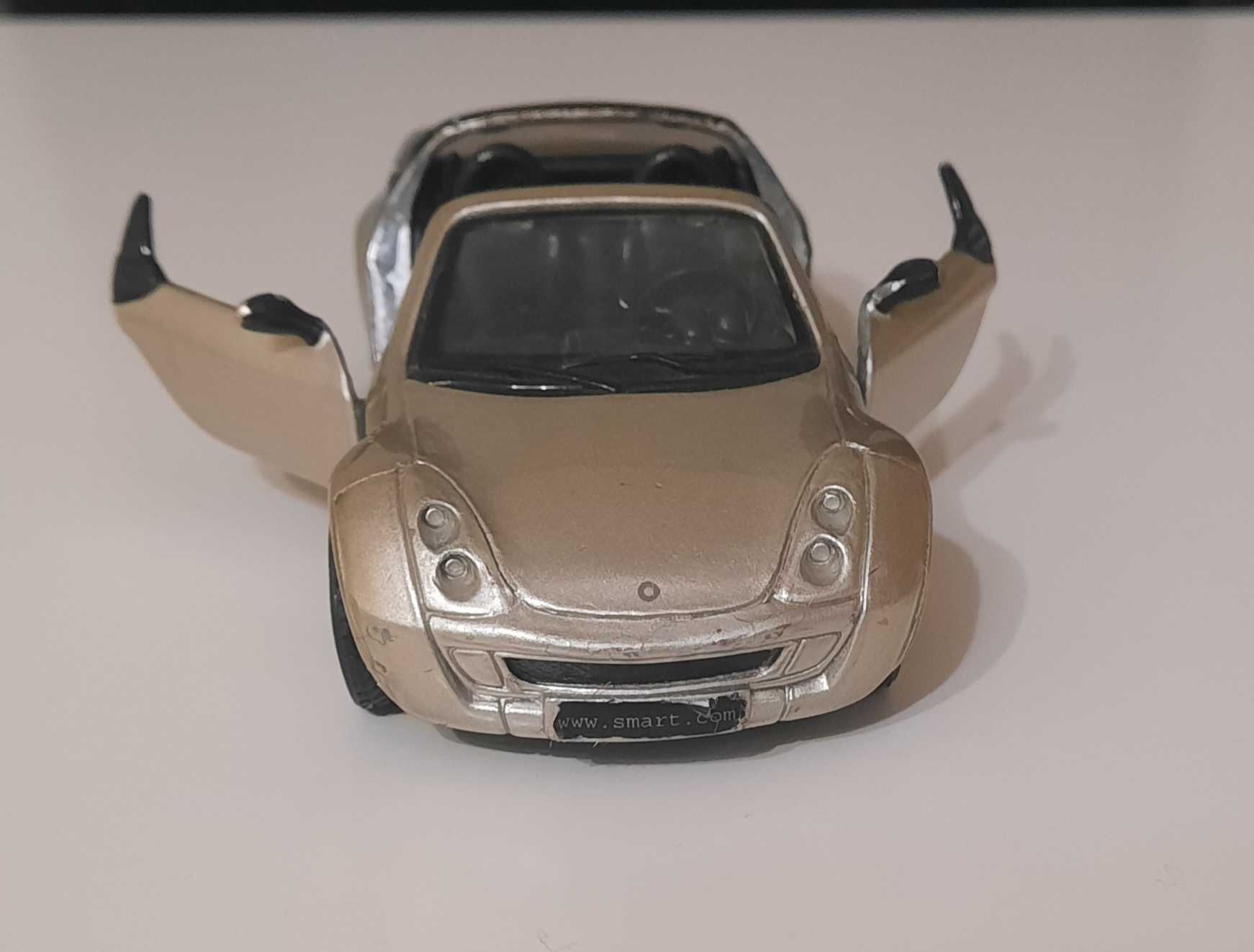 Audi TT Coupe 1:32, Smartroadseter 1:31 - колекционерски колички