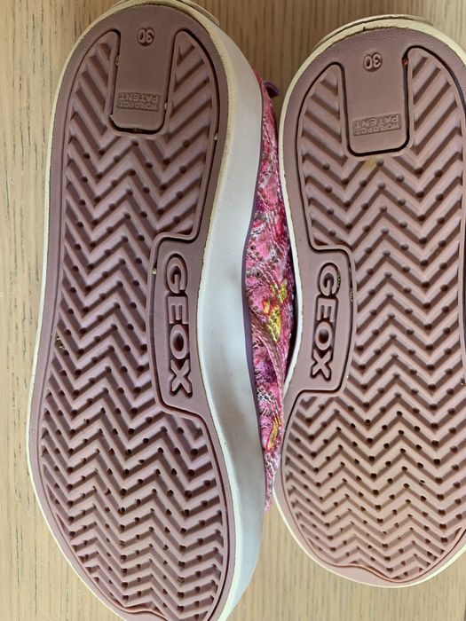 Обувки на GEOX