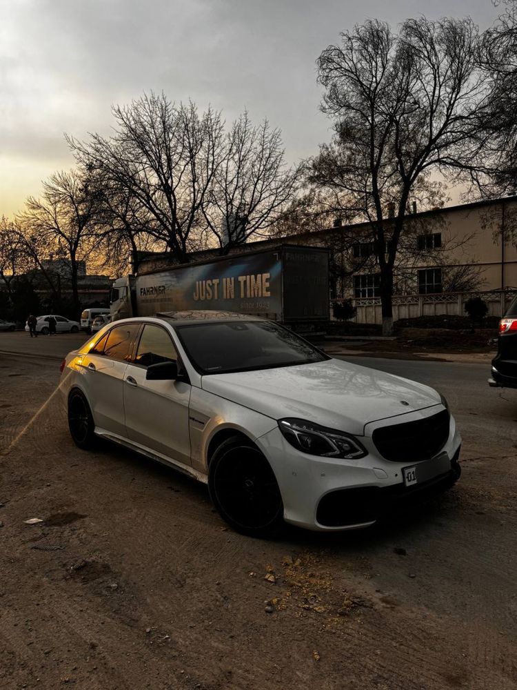 Mercedes E55 class W212