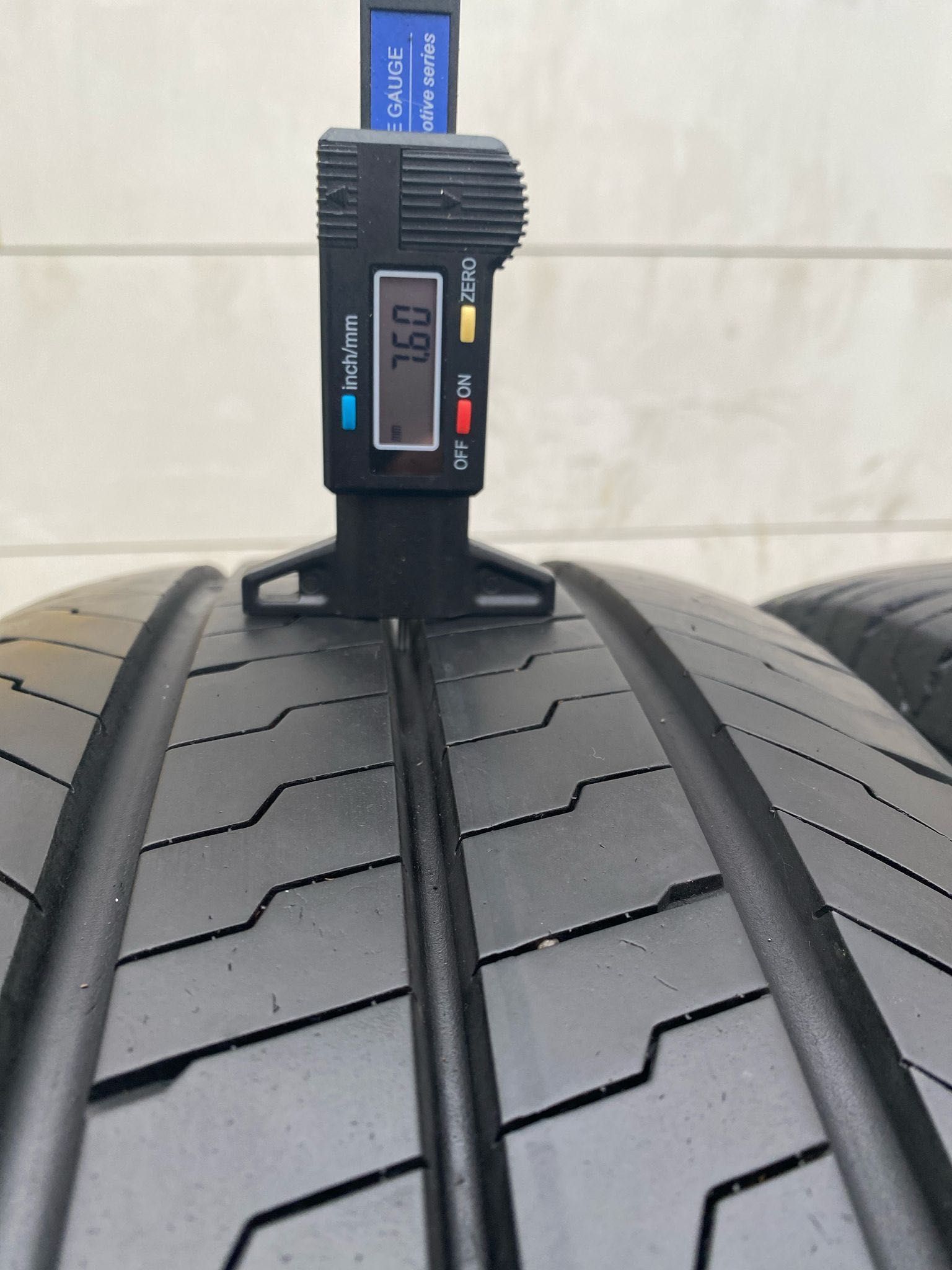 Комплект 4 броя Летни Гуми с оригинални джанти за Vw Transporter