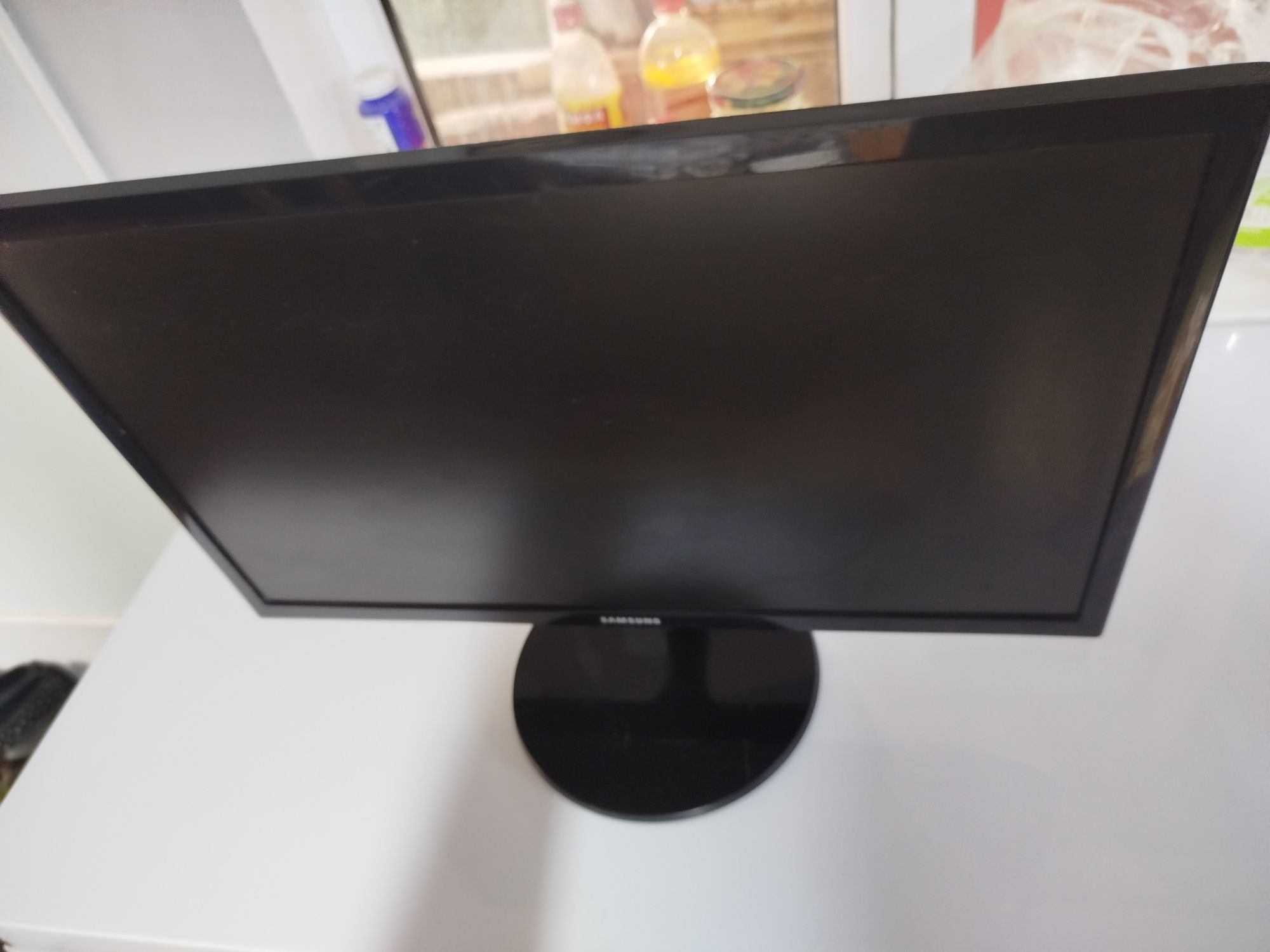 Монитор Samsung 22"