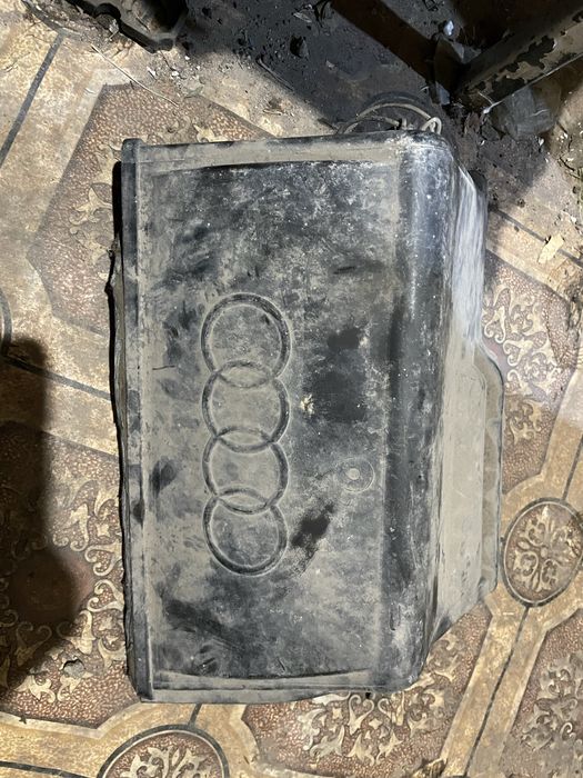 Продам защиту акб ауди 80