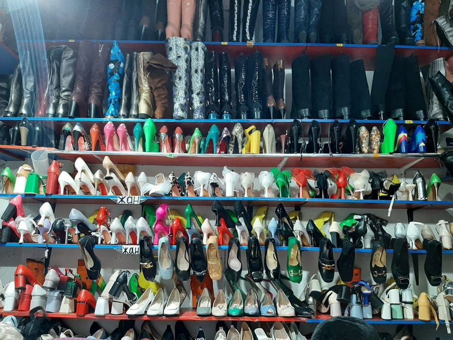 Продам большой бутик в Рынке Авто-Нур