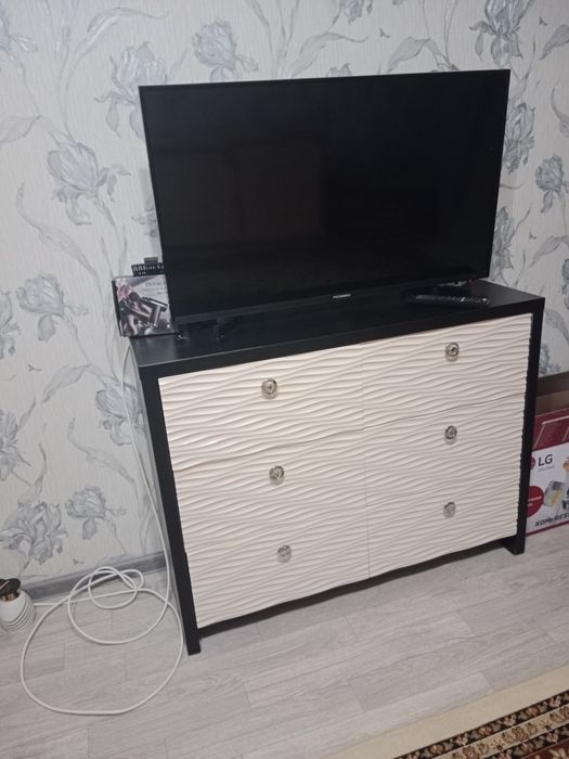 Продам камод люстра