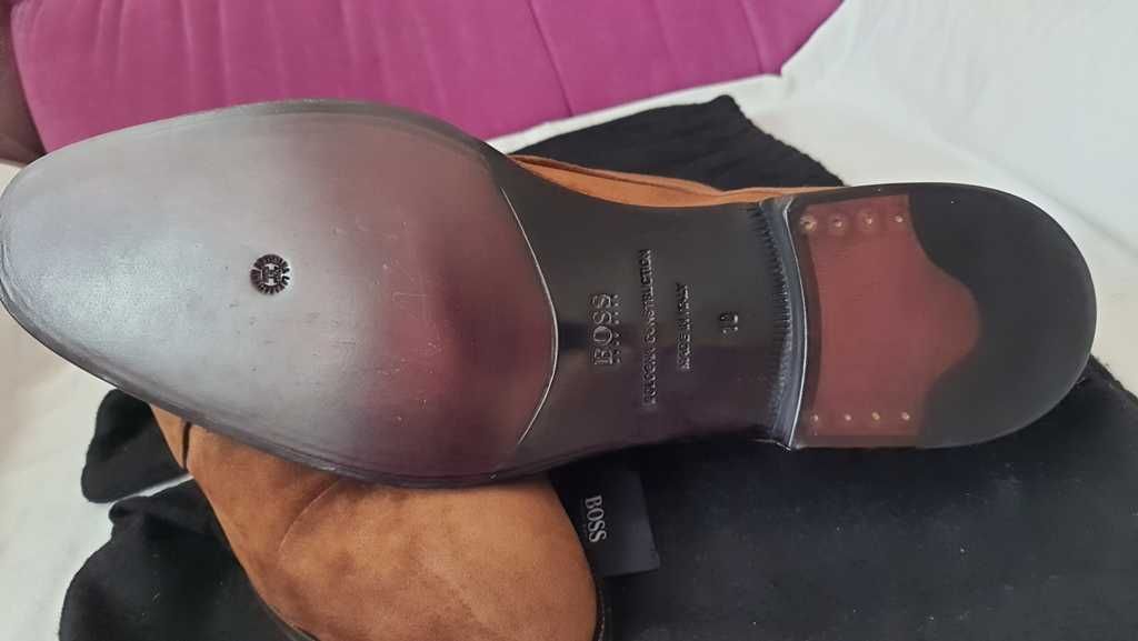 Pantofi eleganti full piele HUGO Boss absolut originali marimea 45