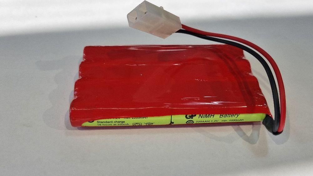 Acumulator masinuta 9,6V / 2200mA Ni-Mh