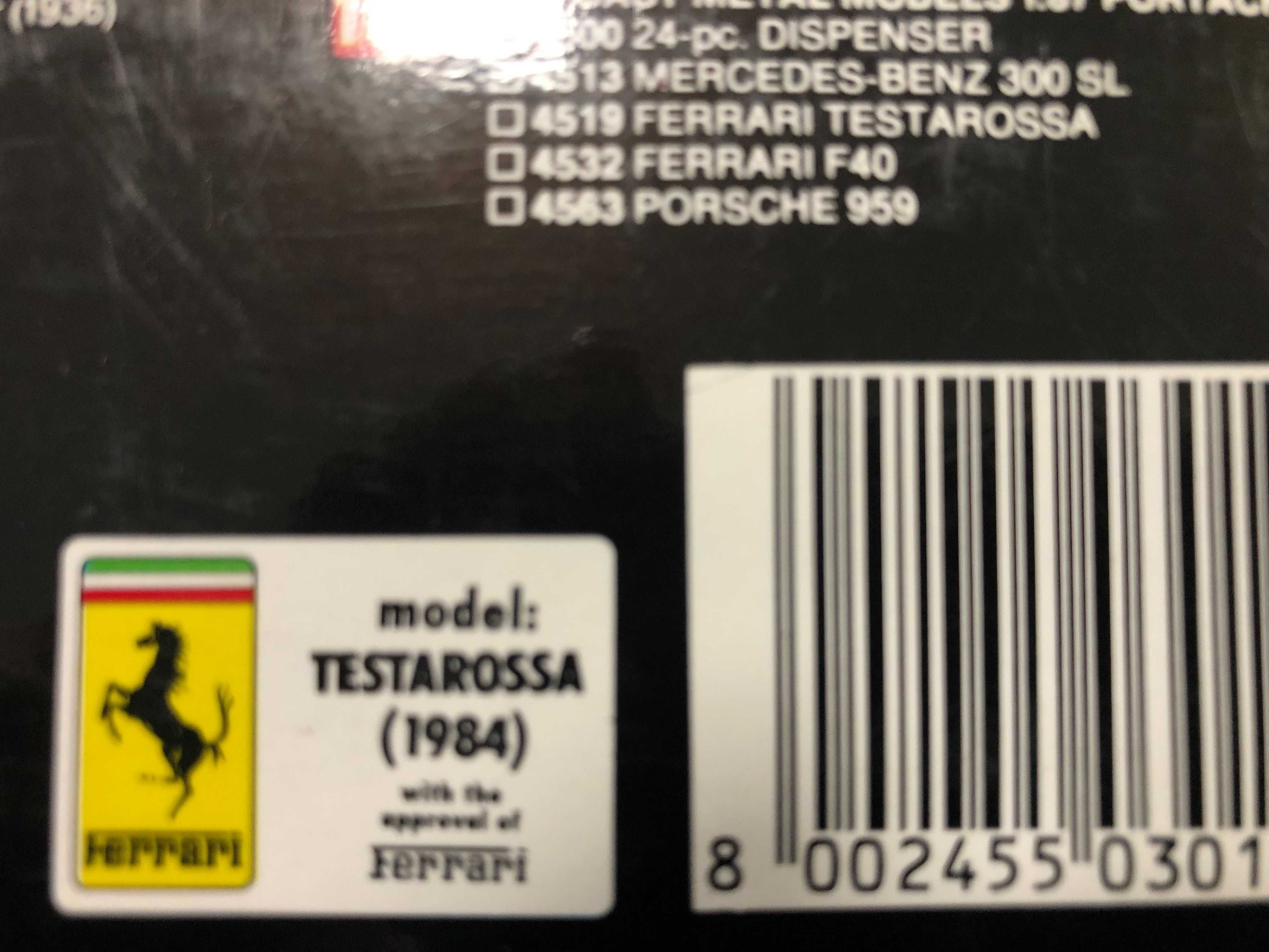 BBURAGO метална колекционерска количка FERARRI TESTAROSSA 1:18