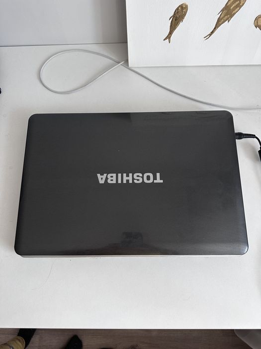 Ноутбук Toshiba