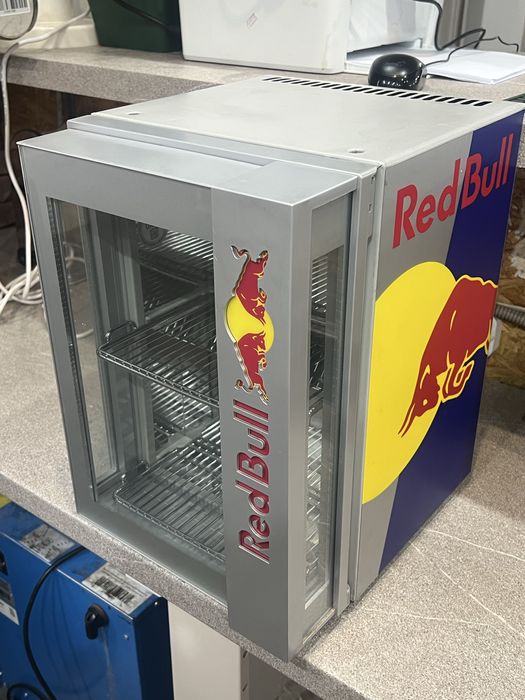 Redbull холодильник, редбулл