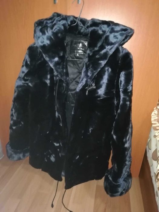 Vând haina de blana