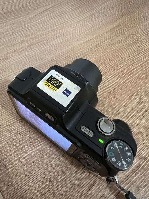 Фотоапарат Sony 8,1Mp, Made in Japan (+подаръци)
