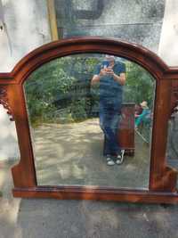 Зеркало деревянное в очень хорошем состоянии недорого