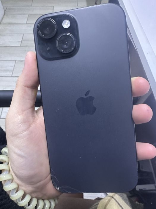 Продаю Iphone 15