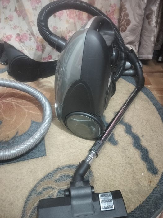 Срочно Продам пылесосы