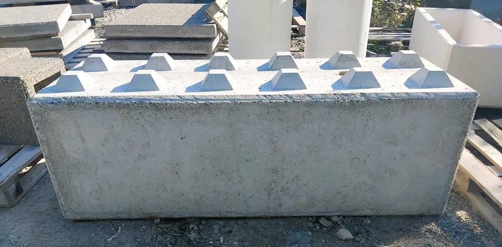 Blocuri modulare tip lego din beton