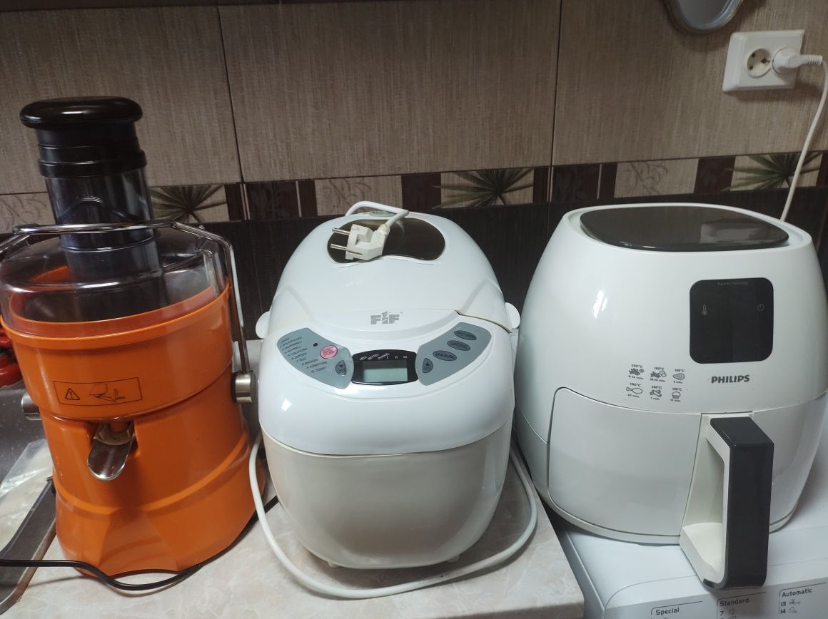 Air fryer, storcător de fructe, masina de făcut paine