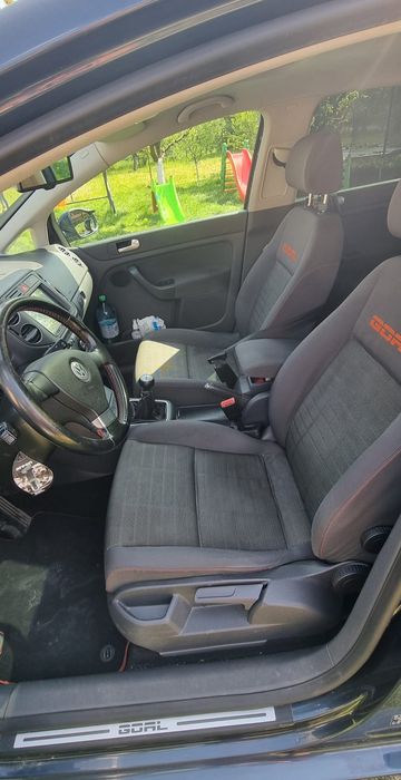 VW Golf 5 plus (GOAL)

Distributie lanț
Km :190.000 ( in crest