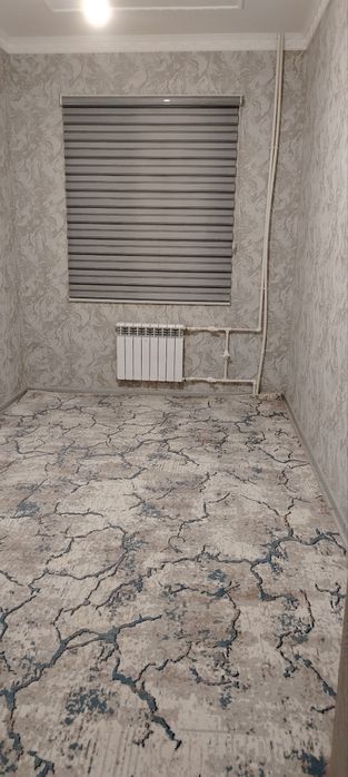 Navoiy shahri Sputnik qo'rg'onida 2 xona