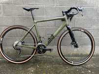 Bicicleta cursiera gravel Rose backroad ciclism GRX
