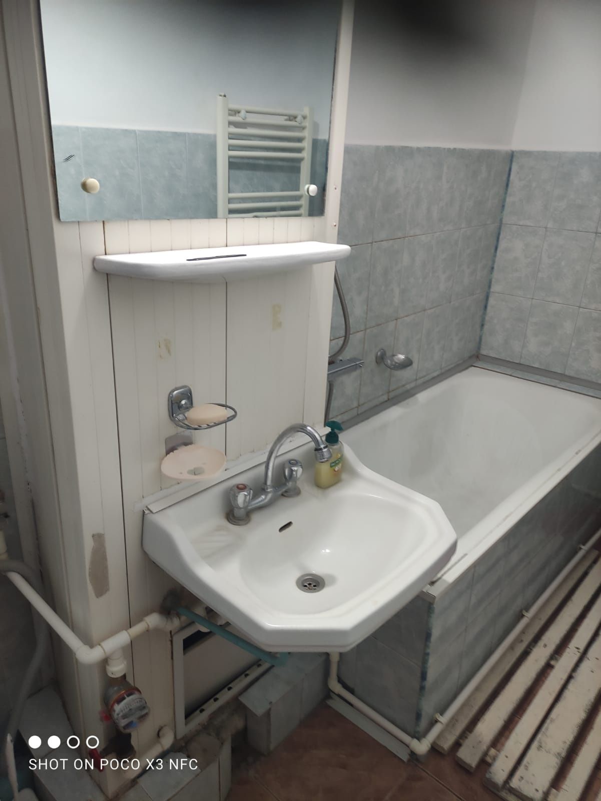 Închiriez apartament