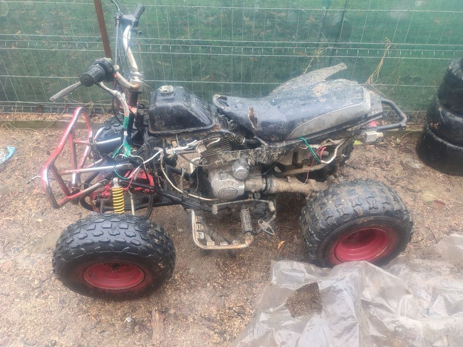 Vând s-au schimb cu cross ateveul merge foarte bine nu are brobleme