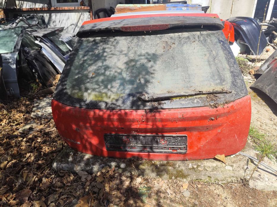 5 та Врата Форд Фокус МК2