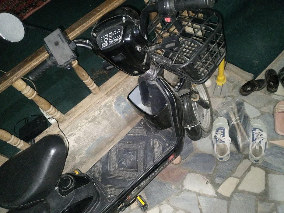 Скутер сатылады жагдайы жаза таза коп журмеген