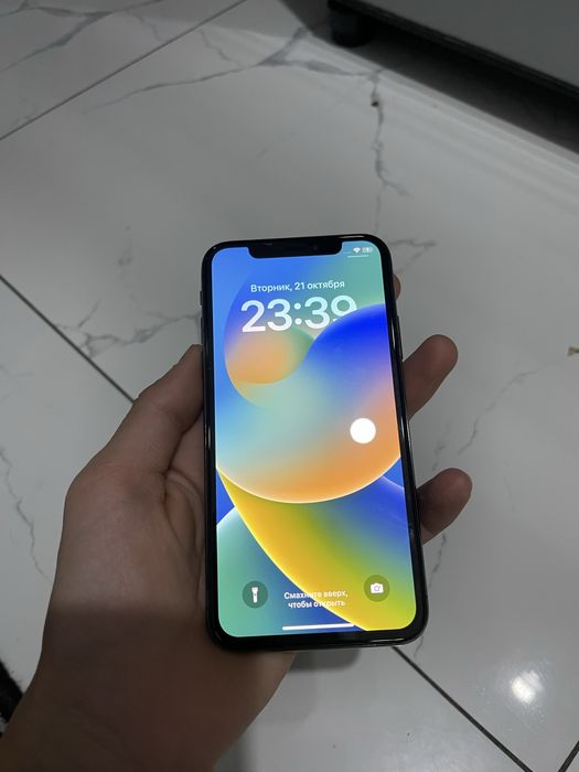 Iphone X ideal.