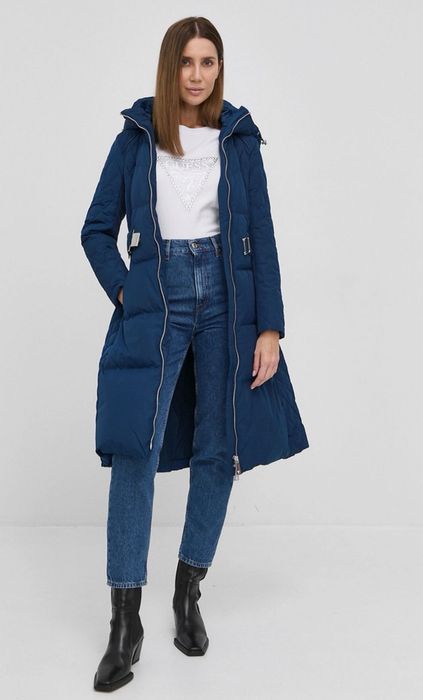 Дамско зимно яке с пух Guess