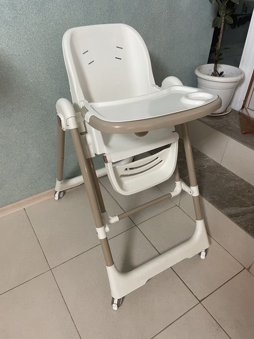 Продам стульчик-шезлонг