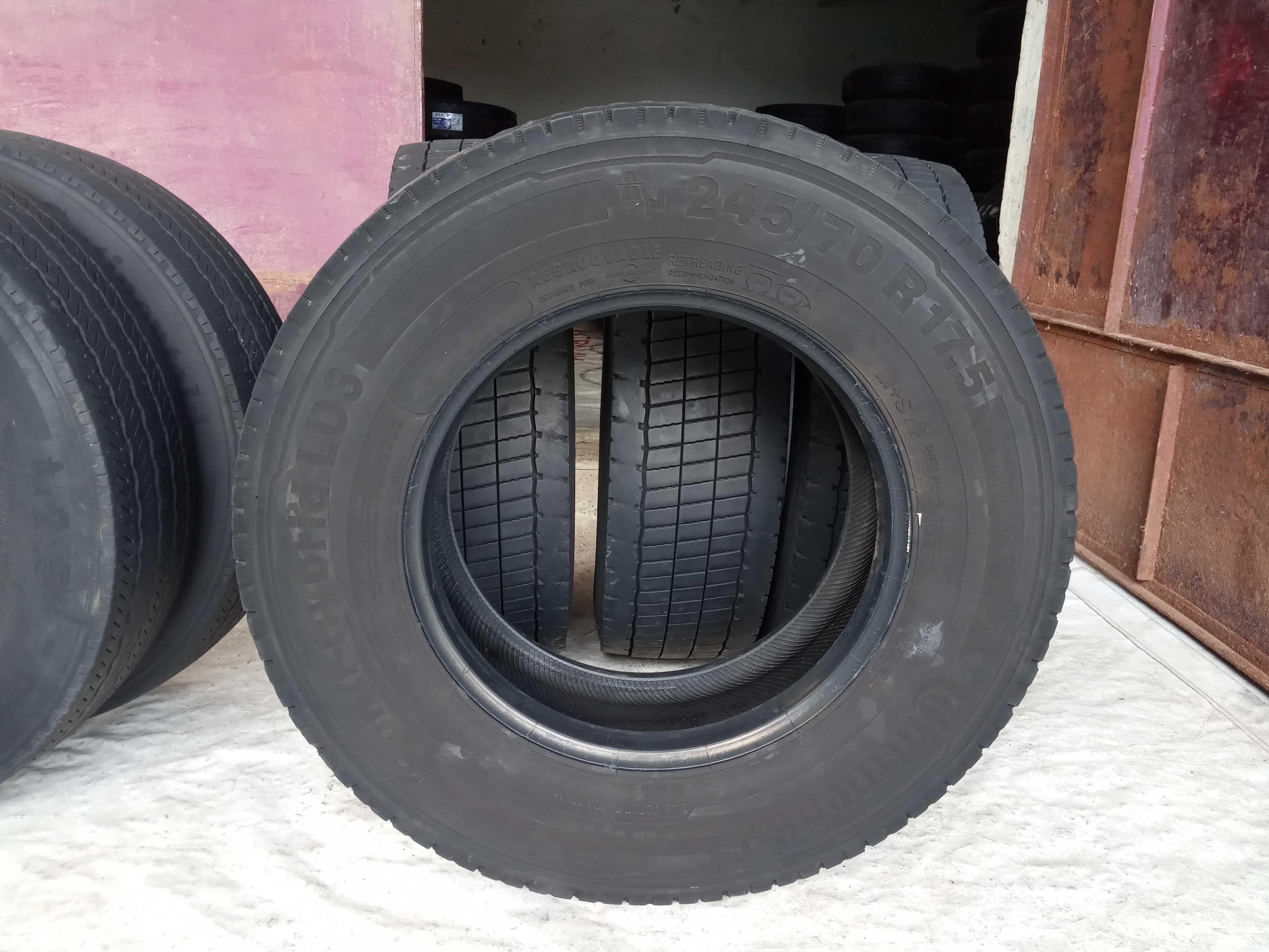 4 тежкотоварни гуми 245/70R17.5 Continental Hybrid LD3 136/134M 14PR