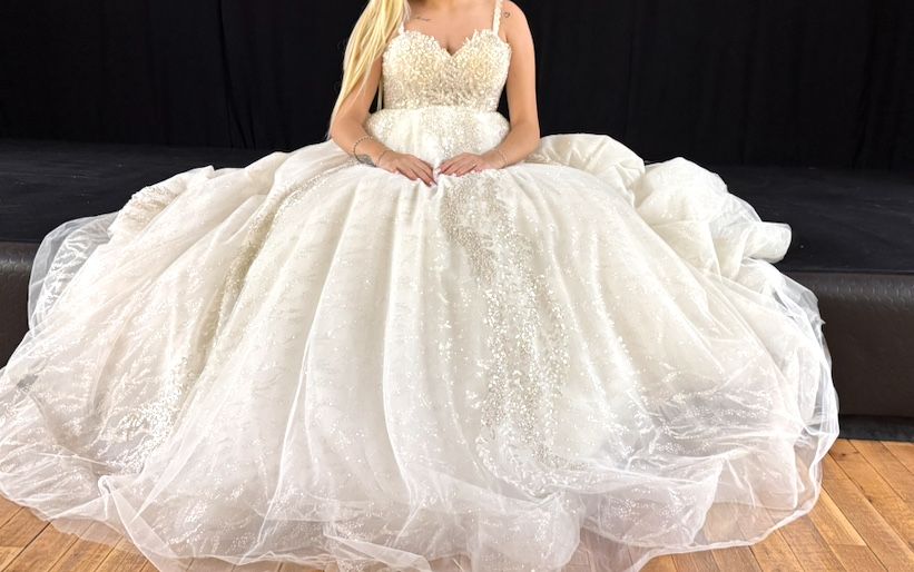 Булчинска рокля с висока талия / за бременна булка