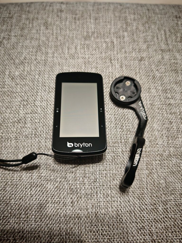 Ceas ciclocomputer bicicleta Bryton Rider 750 SE ca nou curier