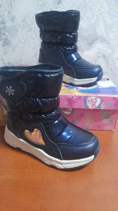 Зимние сапоги на девочку