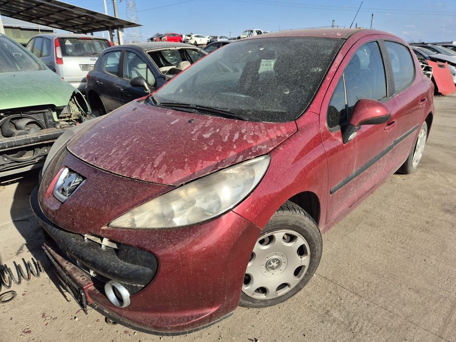 Dezmembram Peugeot 207, an 2010, 1.4 HDI cod 8HR