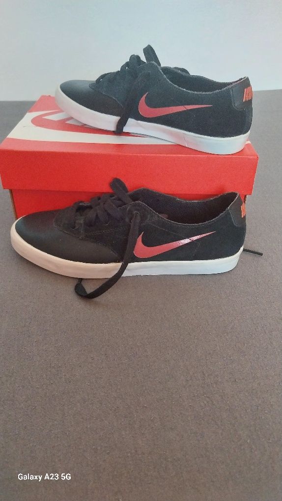 Nike Canvas Trainer  Womens Чисто нови