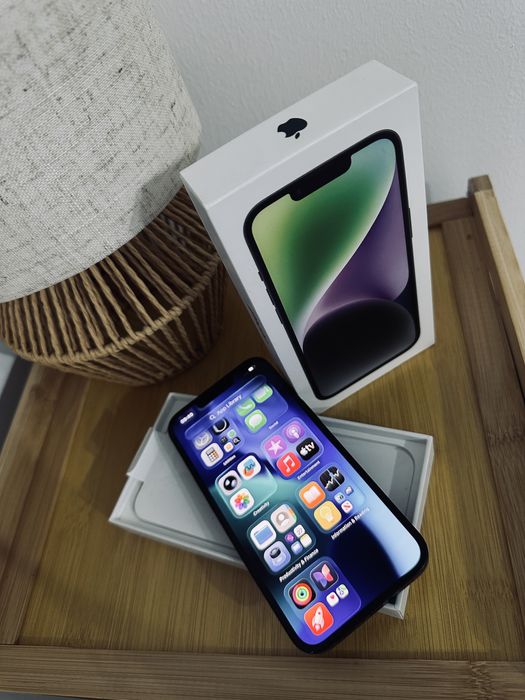 iPhone 14 black 128gb