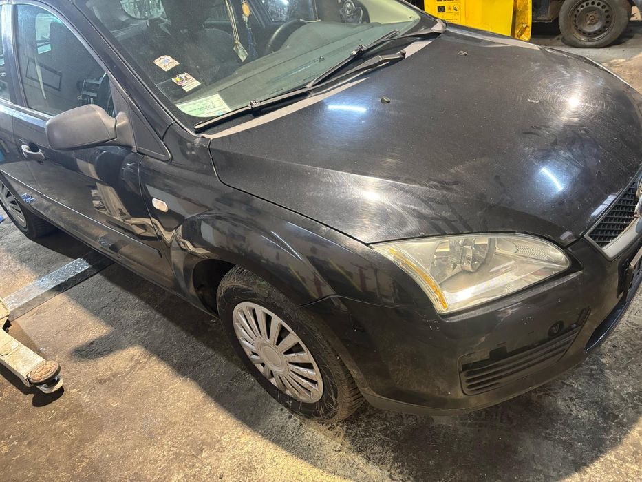 Capota,faruri,bara fata,motor etc Ford Focus 2 1.6 tdci