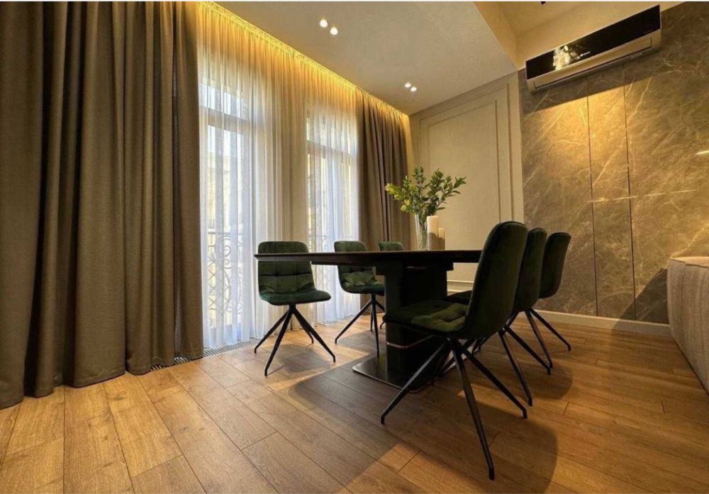 Представляем вашему вниманию стильную 4 комнатную квартиру 
в мирабад