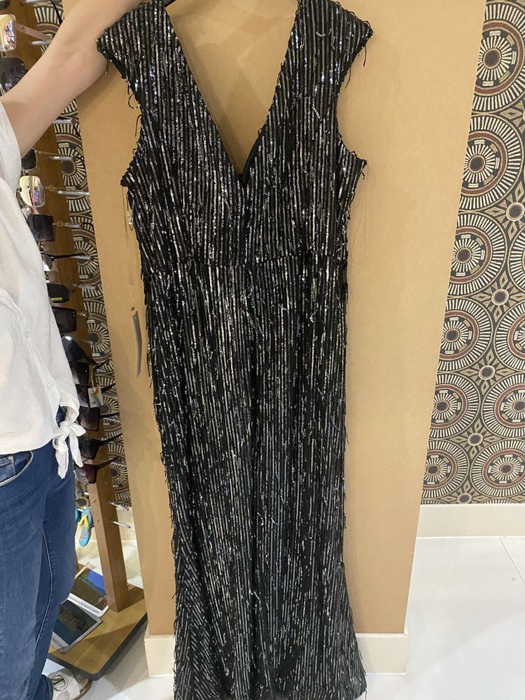 Rochie neagra marimea 54